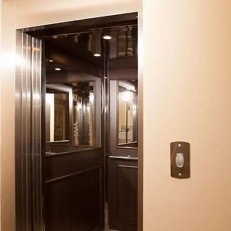Motto Hotel