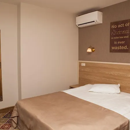 Hotel Motto 3*